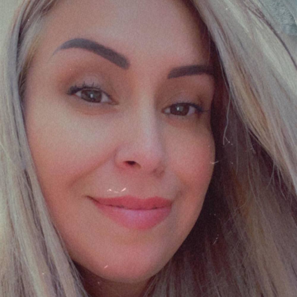 Meet your Posher, Darline